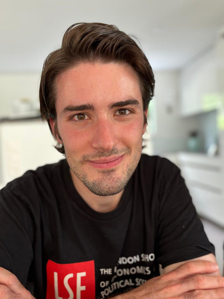Portrait Noah Sutter